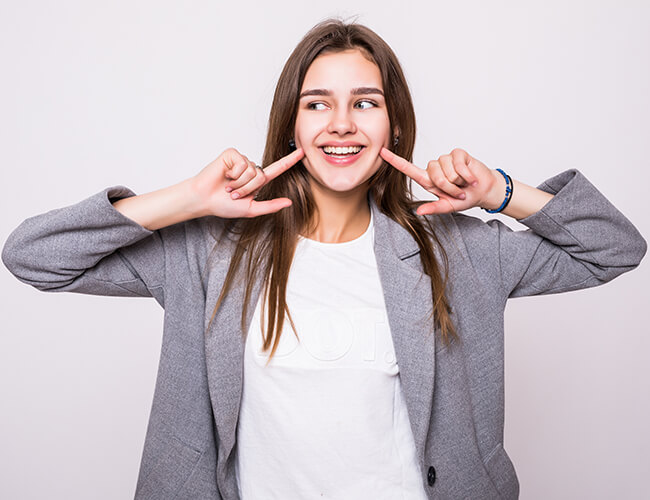 مراقبت روزانه از دندان‌ها