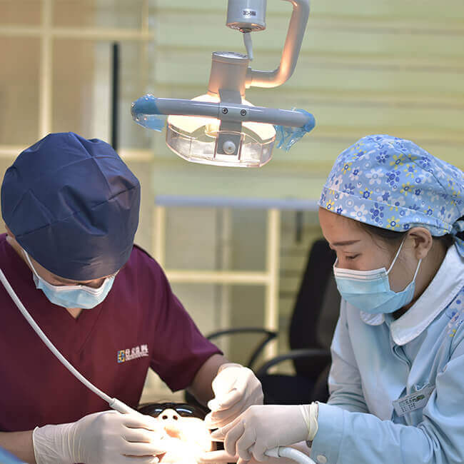 نمونه درمان ایمپلنت فوری - آوادنت