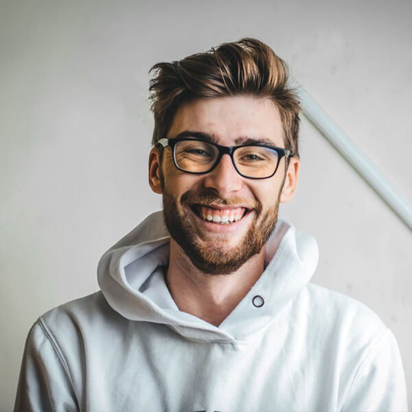 نویسنده: احسان سهرابی