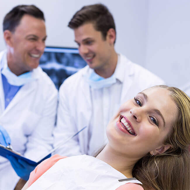 ترمیم دندان شکسته